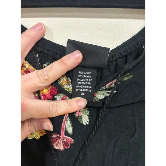 Liv Los Angeles XL Embroider Boho Peasant Blouse Floral Tassel Top Chic Western - Picture 3 of 4